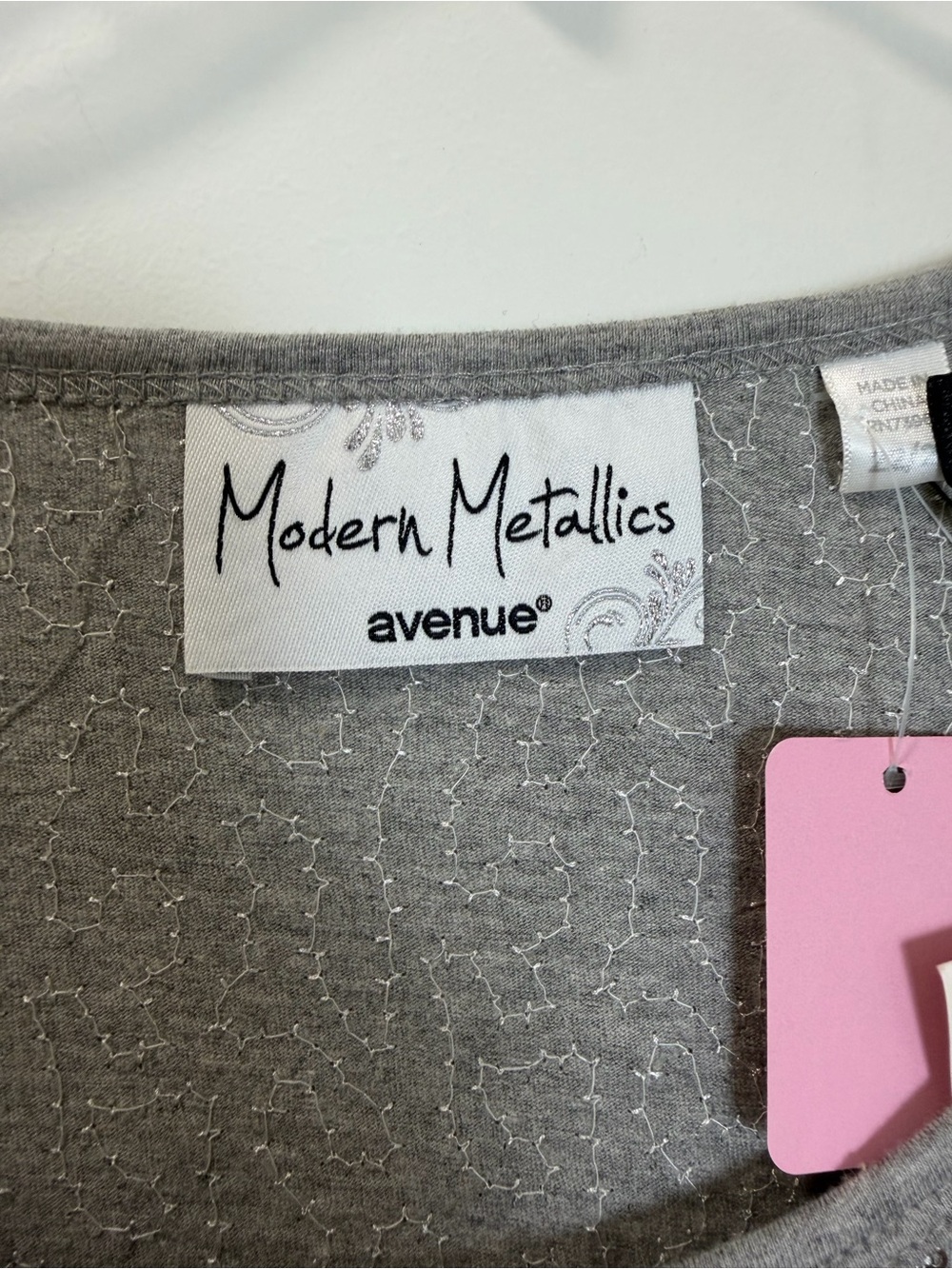 NWT Avenue Modern Metallics Silver Sequin Tunic Top Plus Size 22/24 - Picture 4 of 8